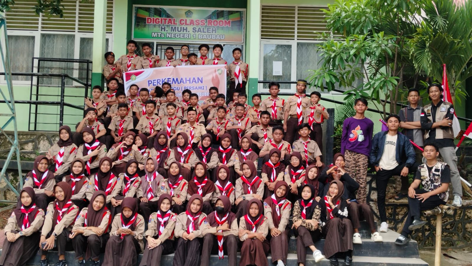 Semangat Pramuka! PERSAMI MTs Negeri 1 Baubau Resmi Dibuka, Antusias Peserta Menggelora